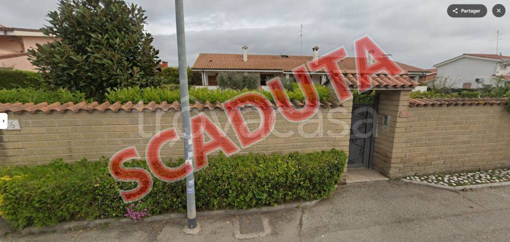 appartamento in vendita a Roma in zona Infernetto