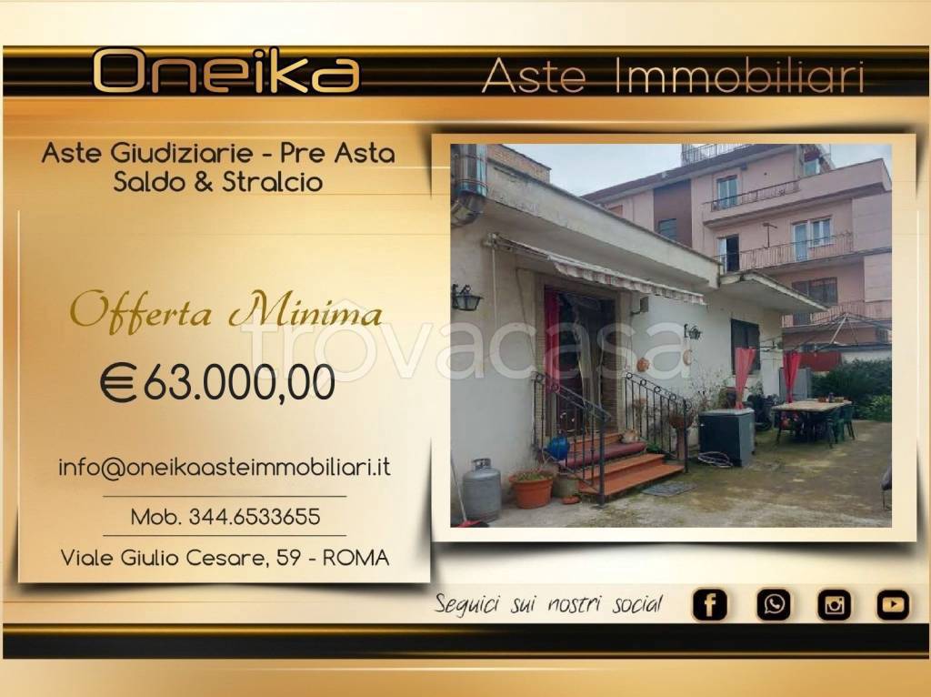 appartamento in vendita a Roma in zona Torre Angela