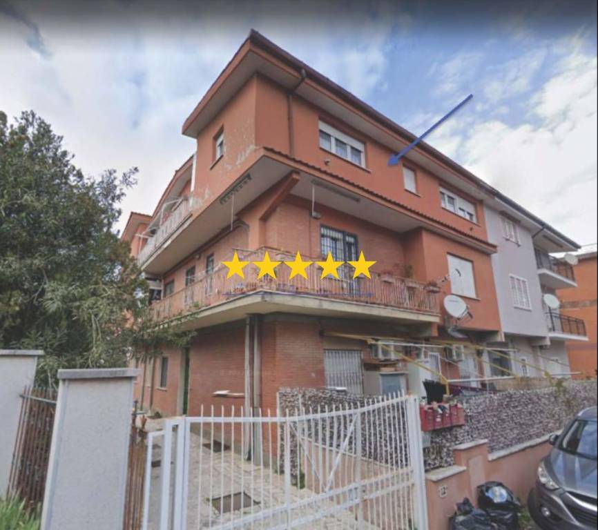 appartamento in vendita a Roma in zona Casal Morena
