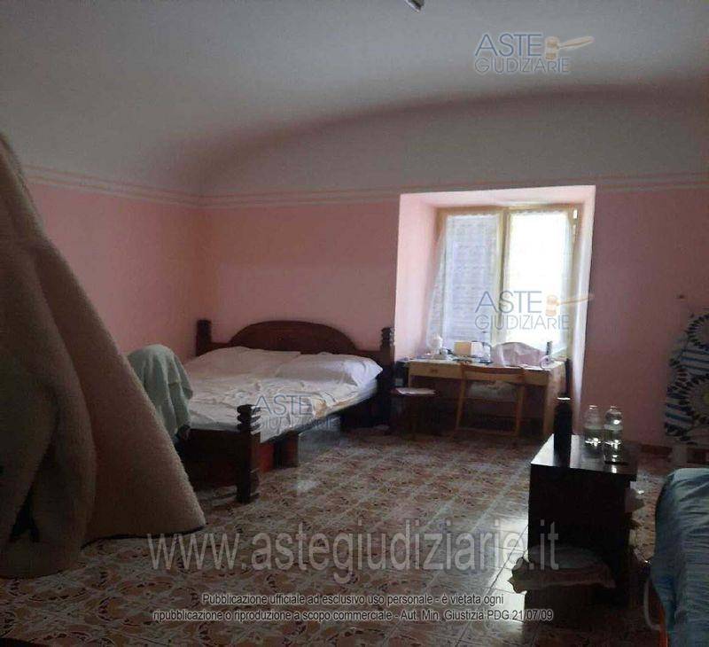 appartamento in vendita a Roma in zona Esquilino
