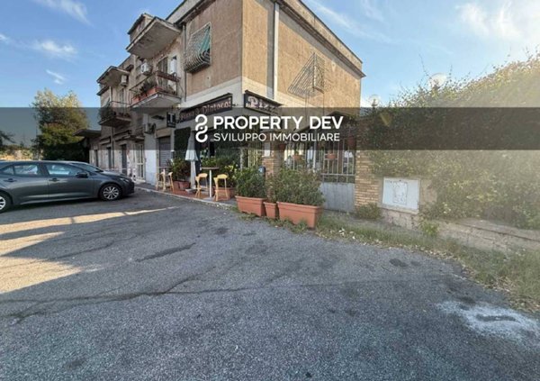 trivano in vendita a Roma in zona Ardeatino