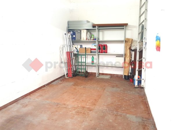 casa indipendente in vendita a Roma in zona Tuscolano