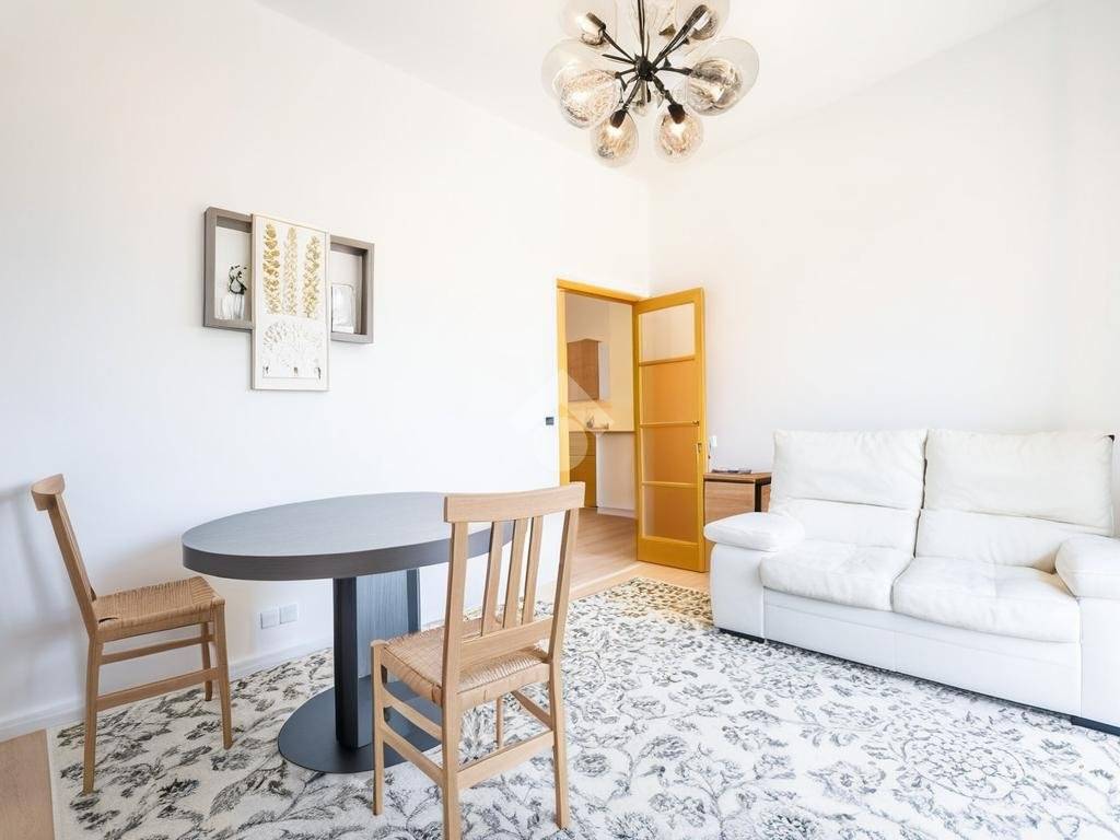appartamento in vendita a Roma in zona Trastevere