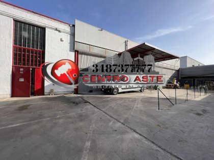 locale commerciale in vendita a Roma in zona San Basilio