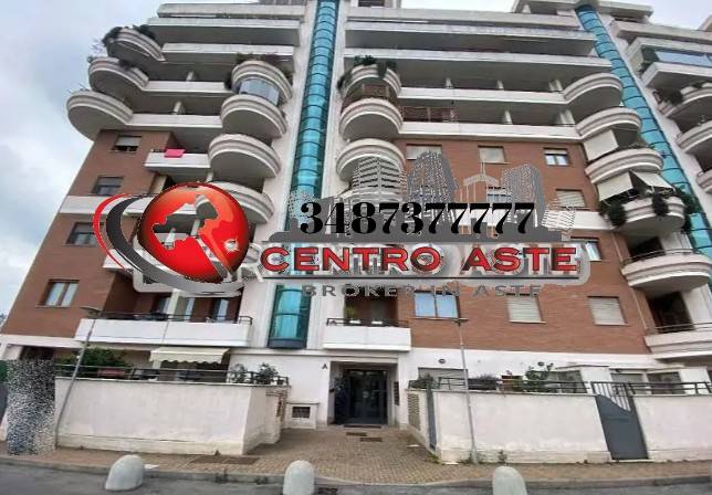 appartamento in vendita a Roma in zona Acilia