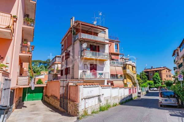 appartamento in vendita a Roma in zona Labaro