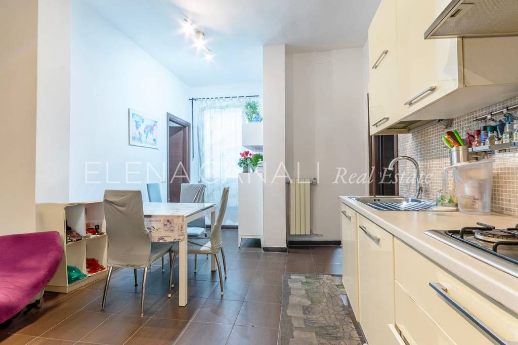 appartamento in vendita a Roma in zona Ostia