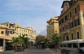 trivano in vendita a Roma in zona Ostia