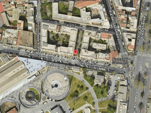 appartamento in vendita a Roma in zona Ostiense
