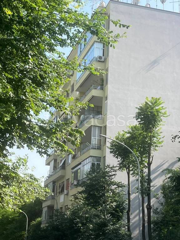 appartamento in vendita a Roma in zona Tuscolano