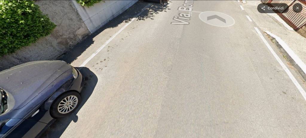 negozio in vendita a Roma in zona Finocchio