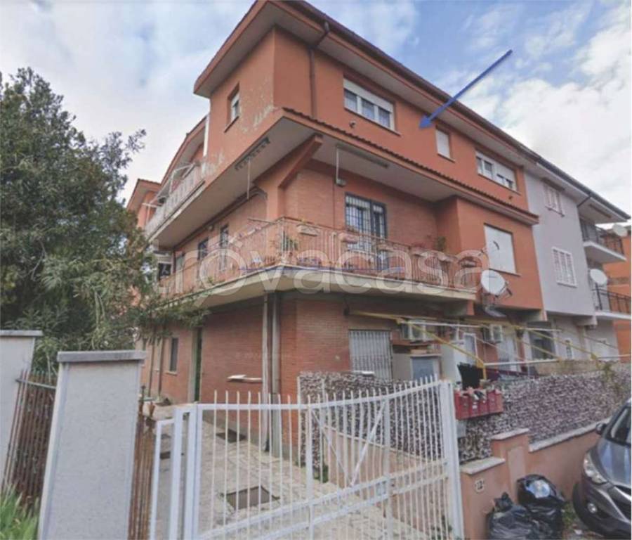 appartamento in vendita a Roma in zona Casal Morena