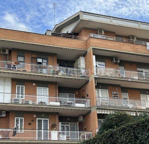 appartamento in vendita a Roma in zona Casalotti