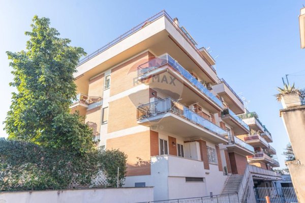 appartamento in vendita a Roma in zona Portuense