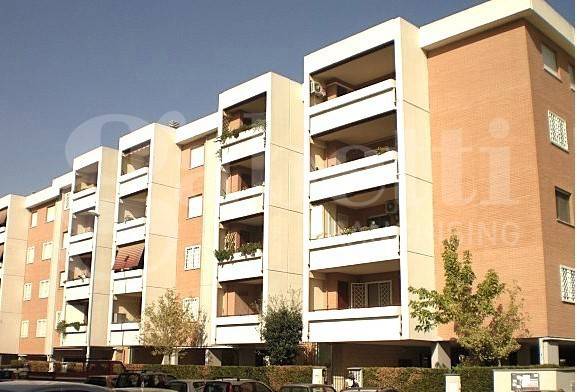 appartamento in vendita a Roma in zona Ponte di Nona