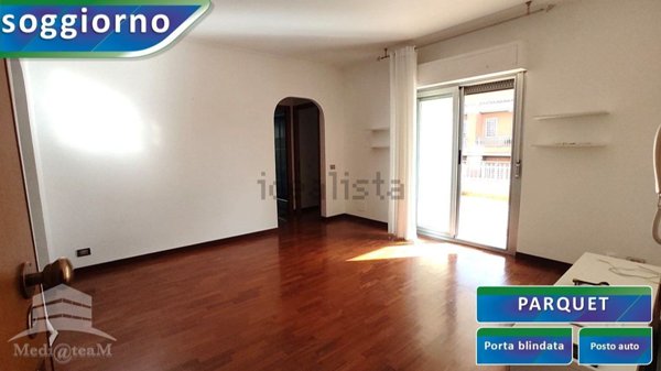 appartamento in vendita a Roma in zona Casal Morena