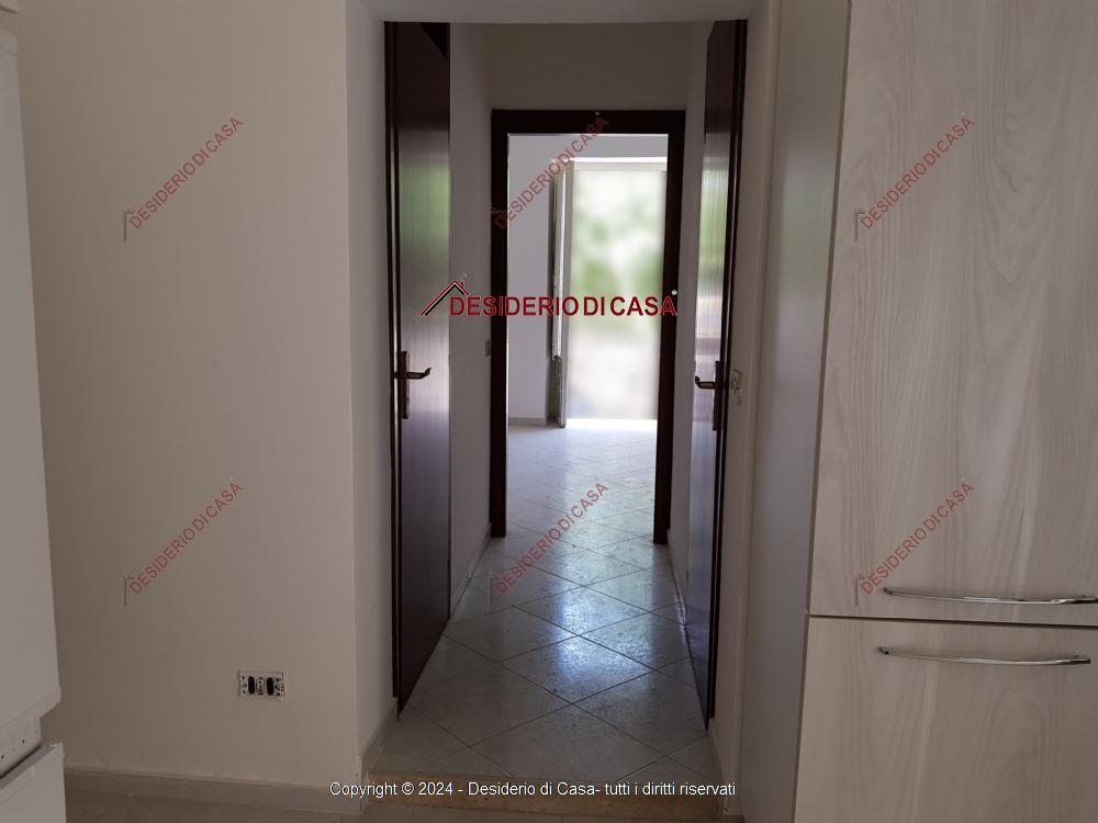 appartamento in vendita a Roma in zona Axa