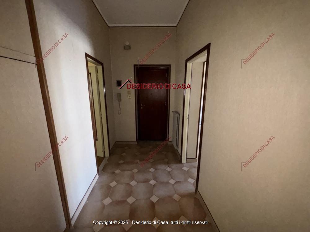 appartamento in vendita a Roma in zona Torre Maura