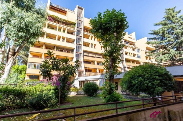 appartamento in vendita a Roma in zona Ardeatino
