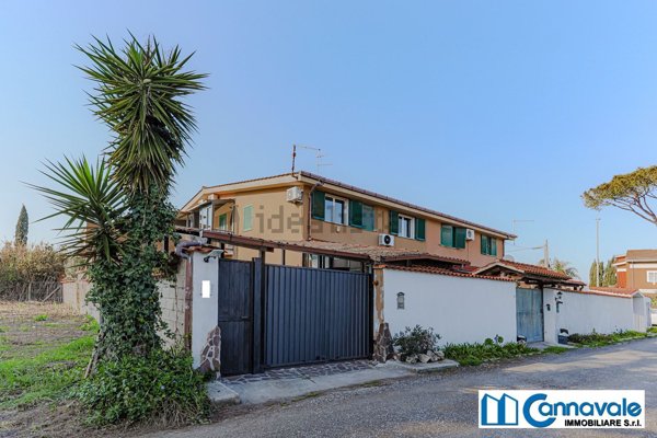 appartamento in vendita a Roma in zona Infernetto