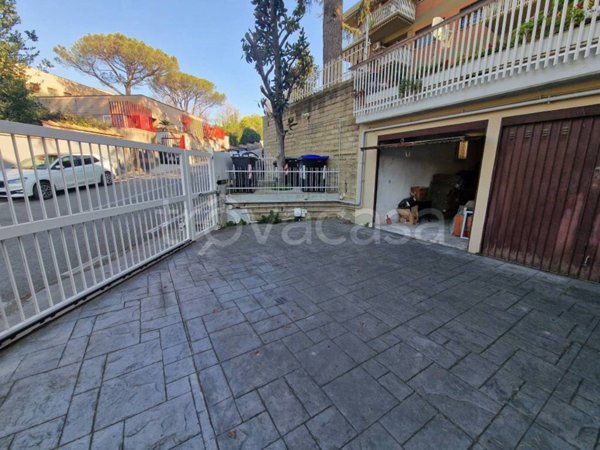 casa indipendente in vendita a Roma in zona Casalotti