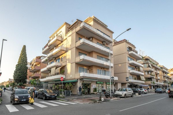 appartamento in vendita a Roma in zona Primavalle