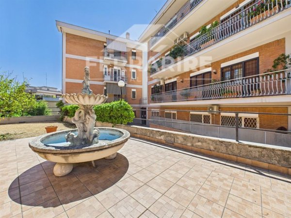 appartamento in vendita a Roma in zona Portuense