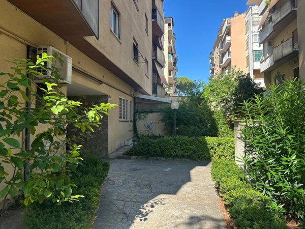 appartamento in vendita a Roma in zona Monte Sacro/Talenti