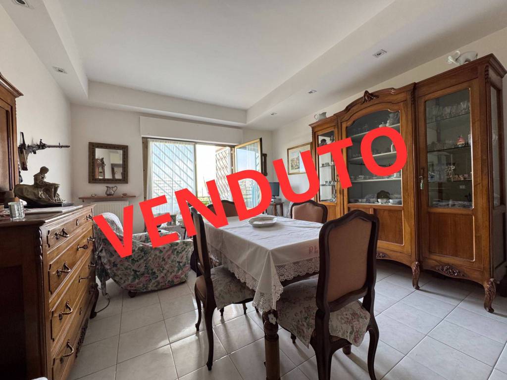 appartamento in vendita a Roma in zona Torrino