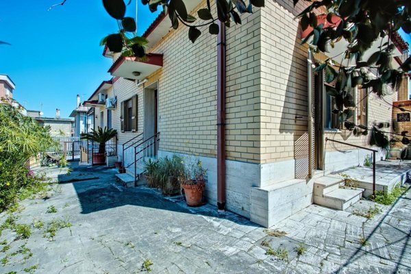 appartamento in vendita a Roma in zona Nomentano