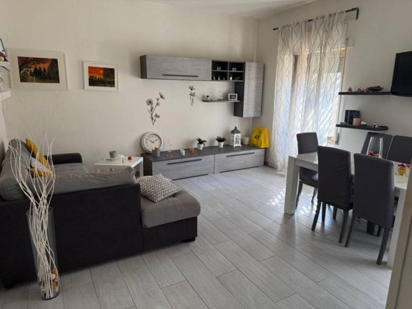 appartamento in vendita a Roma in zona Casal Morena