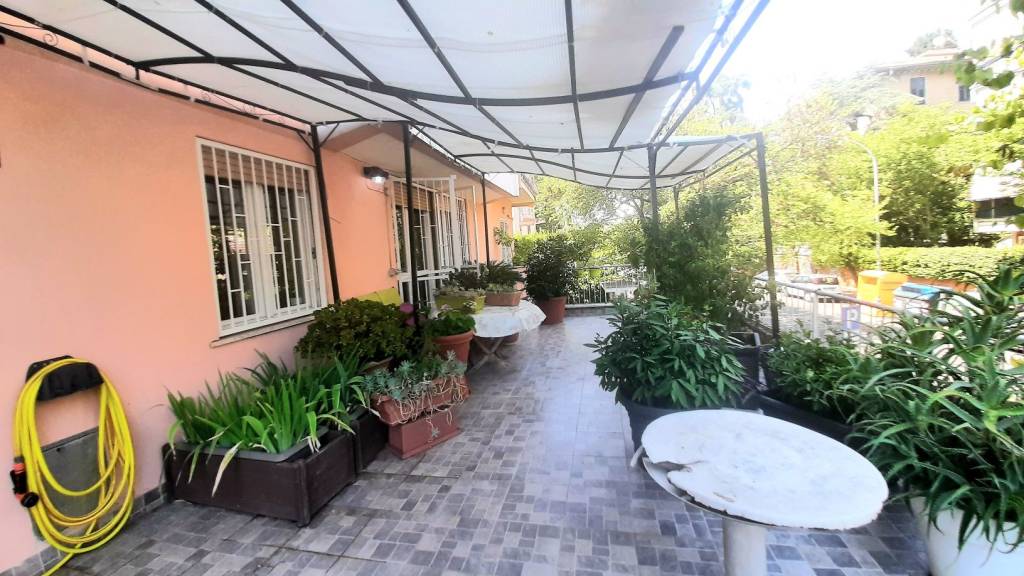 appartamento in vendita a Roma in zona Monte Sacro/Talenti