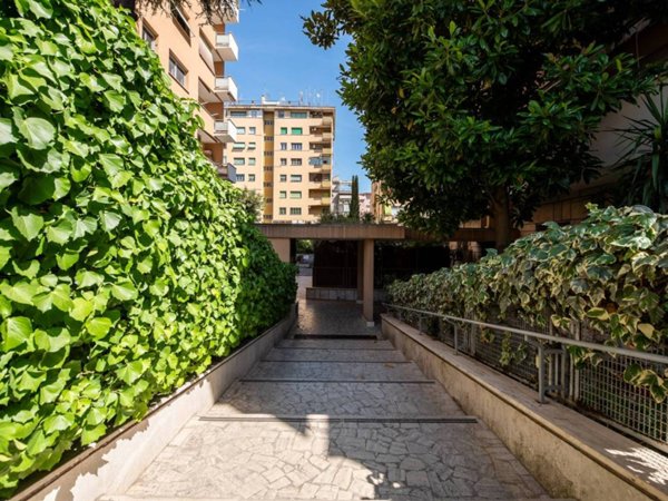 appartamento in vendita a Roma in zona Monte Sacro/Talenti