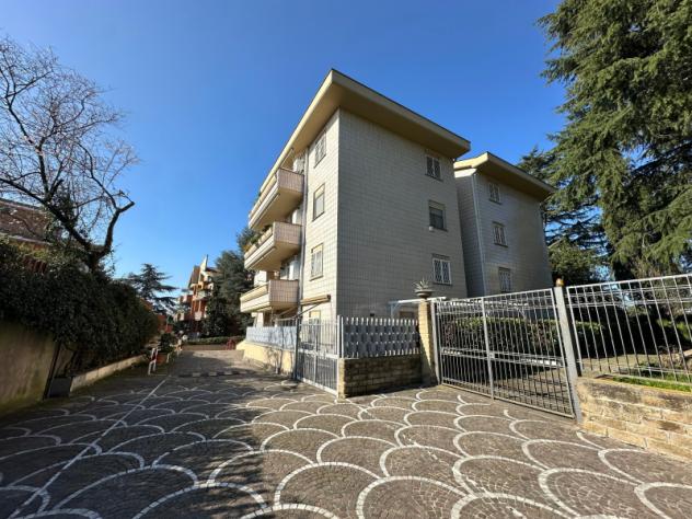 appartamento in vendita a Roma in zona Tor di Quinto