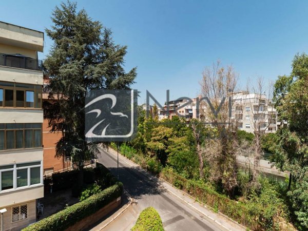 appartamento in vendita a Roma in zona Tor di Quinto