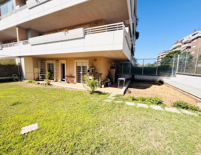 appartamento in vendita a Roma in zona Sette Bagni