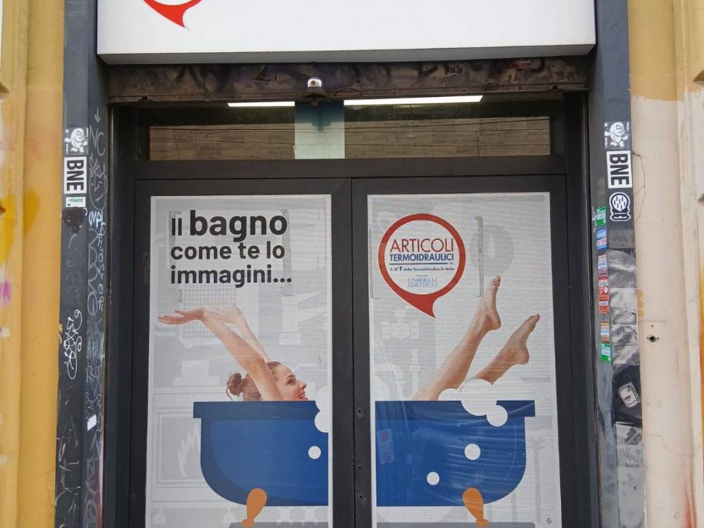 negozio in vendita a Roma in zona Esquilino