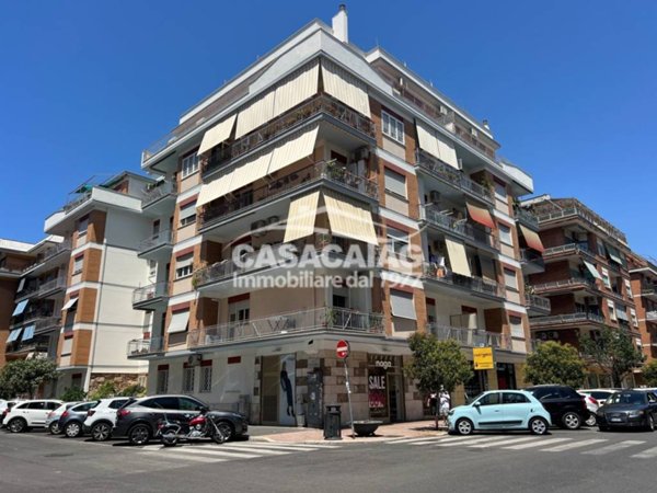 appartamento in vendita a Roma in zona Ostia