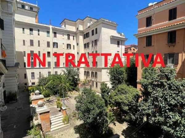 appartamento in vendita a Roma in zona Appio Latino