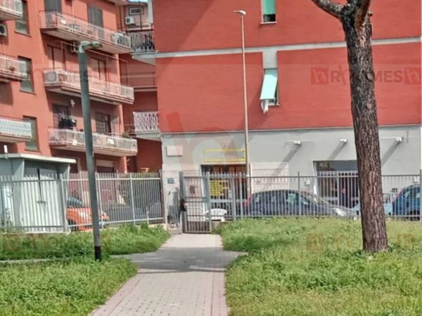 appartamento in vendita a Roma in zona Appio Claudio