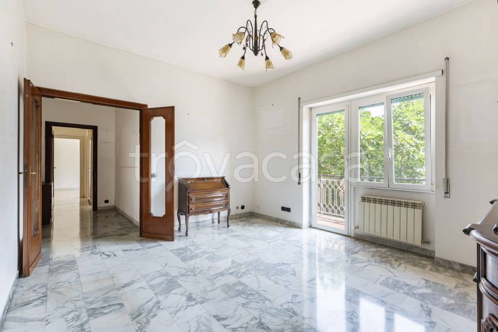 appartamento in vendita a Roma in zona Portuense