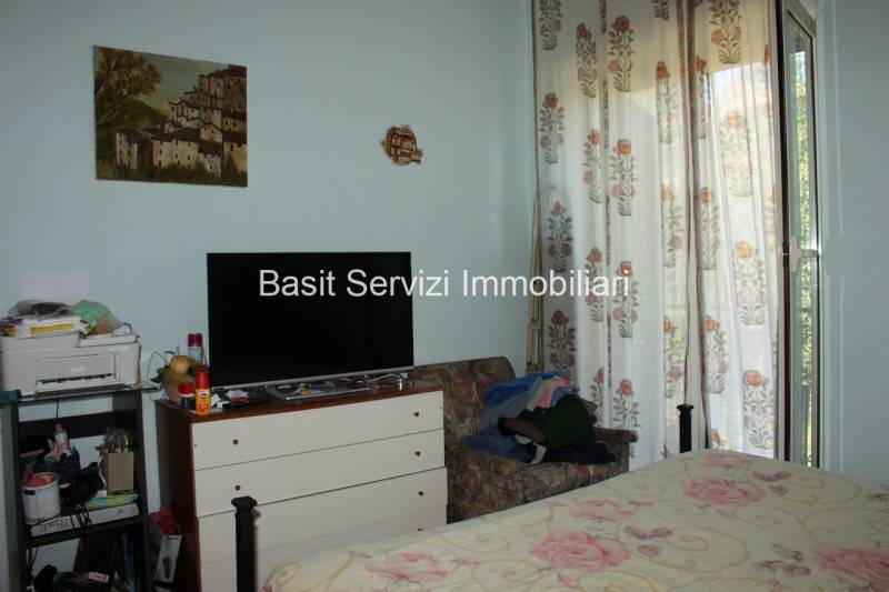 appartamento in vendita a Roma in zona Case Rosse