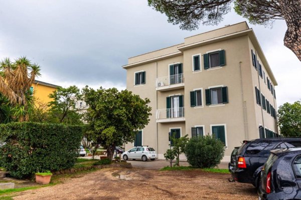 appartamento in vendita a Roma in zona Giuliano Dalmata