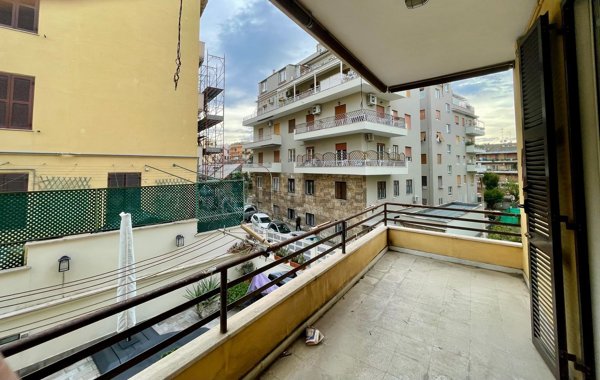 appartamento in vendita a Roma in zona Gianicolense