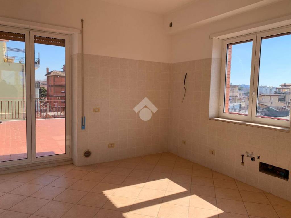 appartamento in vendita a Roma in zona Dragona/Bagnoletto