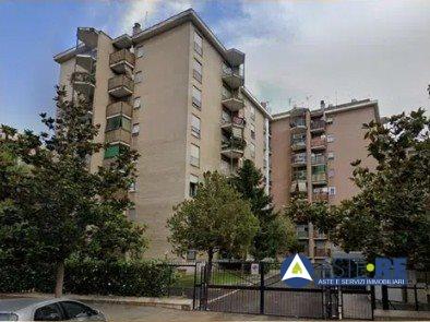 appartamento in vendita a Roma in zona Prenestino-Labicano