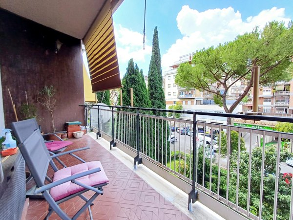 appartamento in vendita a Roma in zona Gianicolense