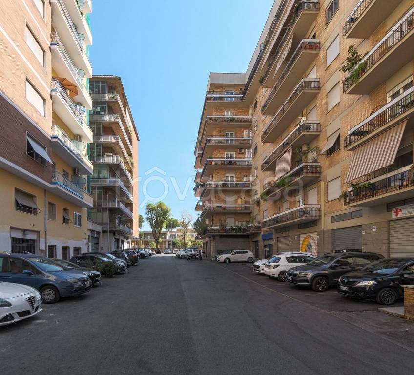 appartamento in vendita a Roma in zona Collatino