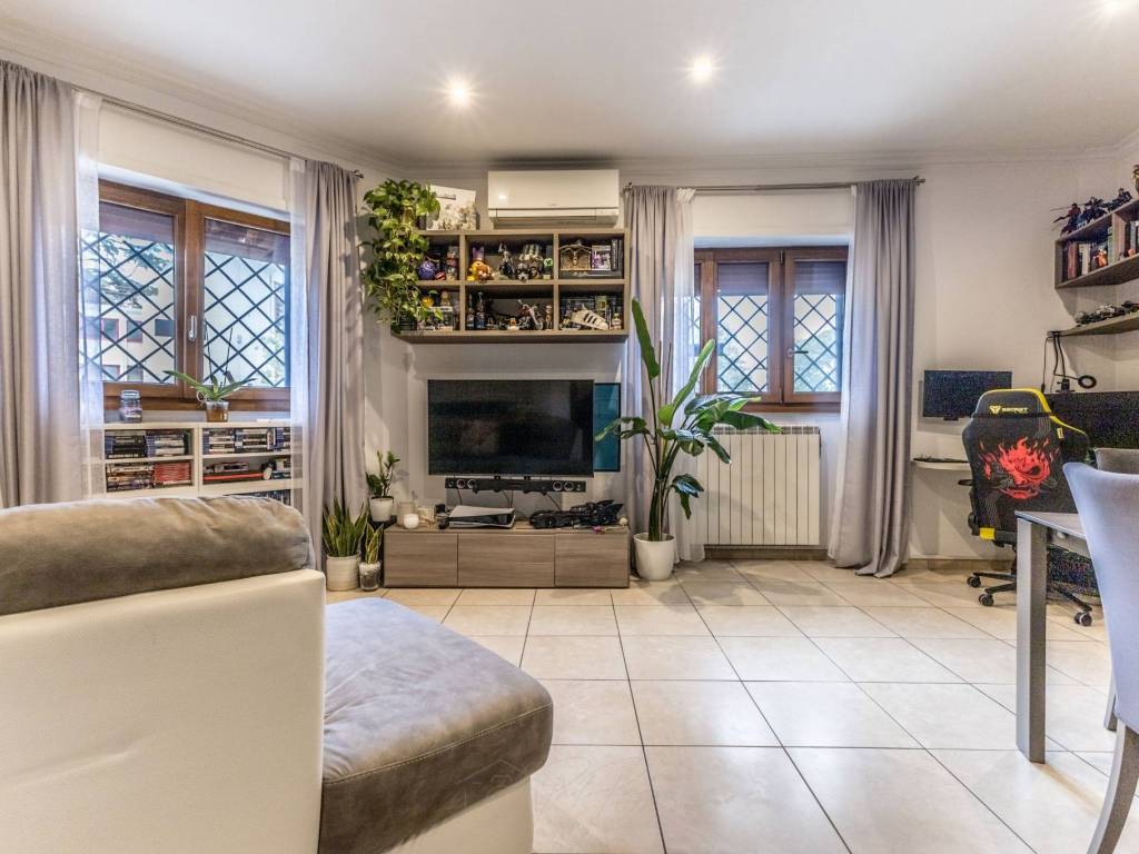 appartamento in vendita a Roma in zona Gianicolense