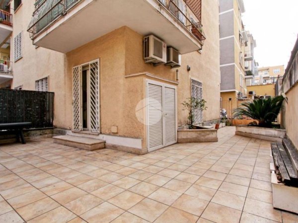 appartamento in vendita a Roma in zona Prenestino-Centocelle